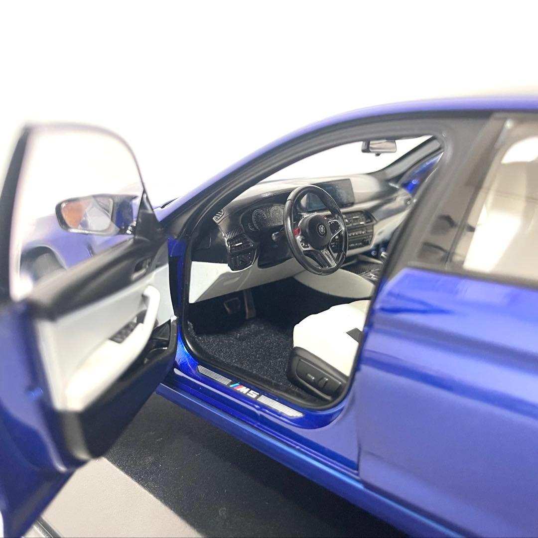  M5 1/18 スケールNOREVモデル ミニカー