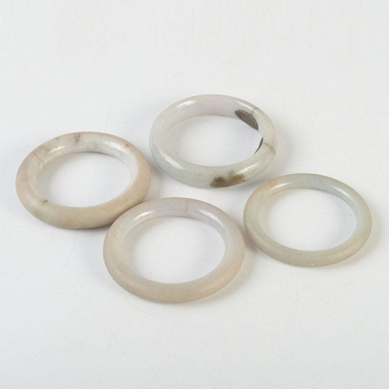 中国　玉石彫刻　玉器　環　装飾品　4点まとめて　V　9786