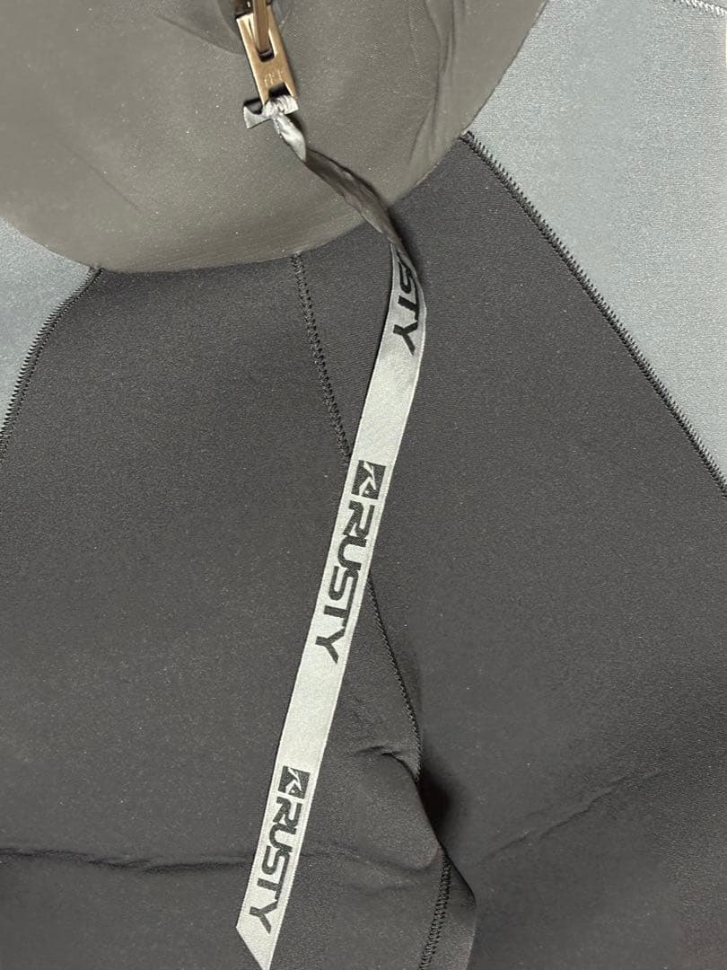 未使用品　RUSTY ウエットスーツ　セミドライ　フルスーツ　 裏起毛　Lサイズ