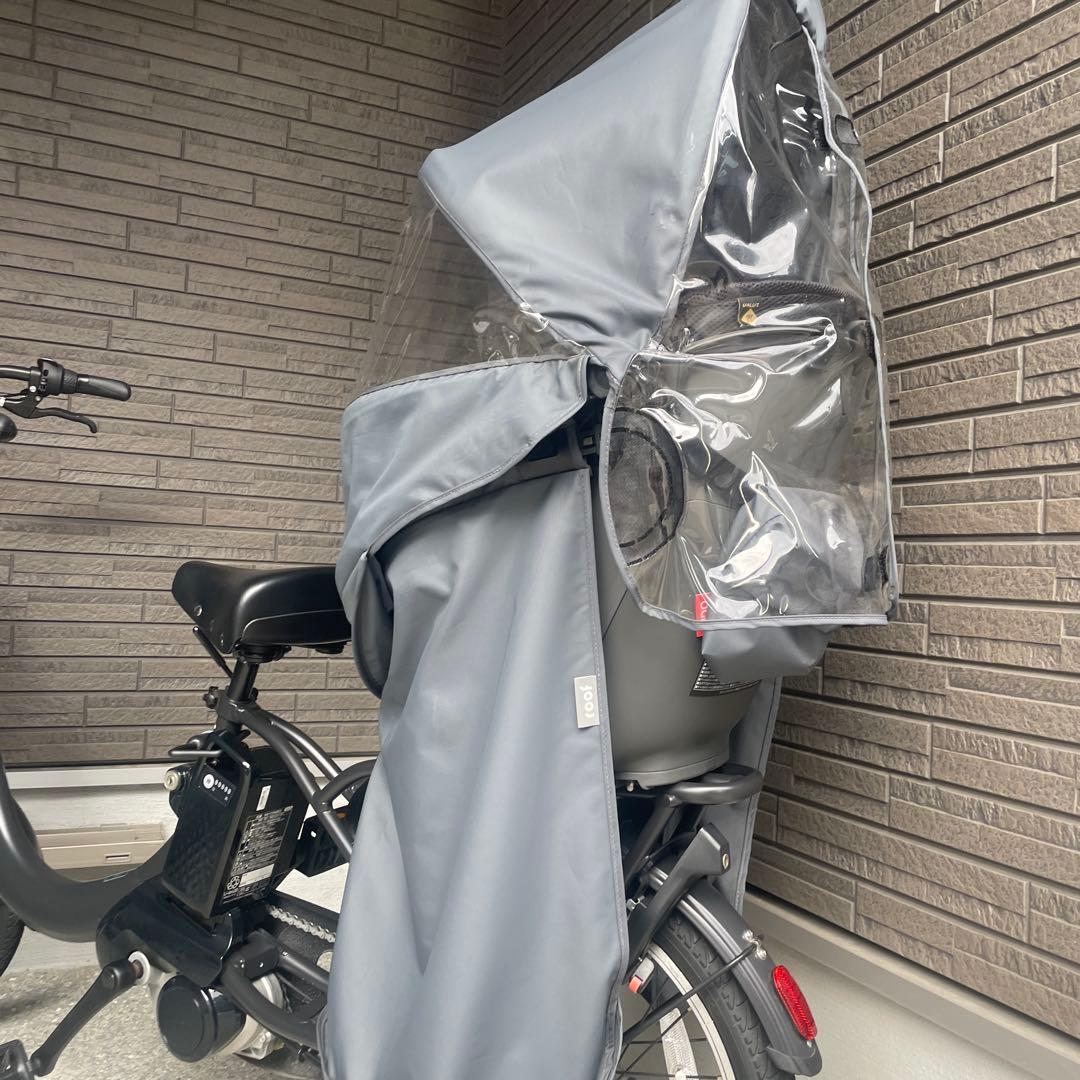 ギュット・クルームR・DX 2025年1月購入　チャイルドシート付　※引取り限定