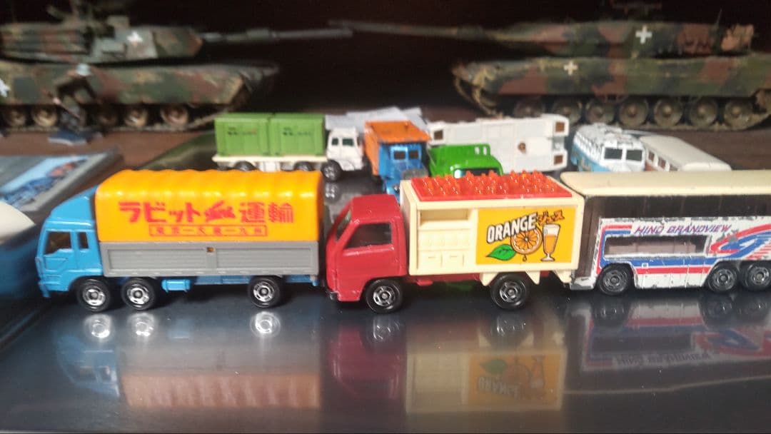 クインビー様、専用商品です。宜しくお願いします。トミカとスカイライン