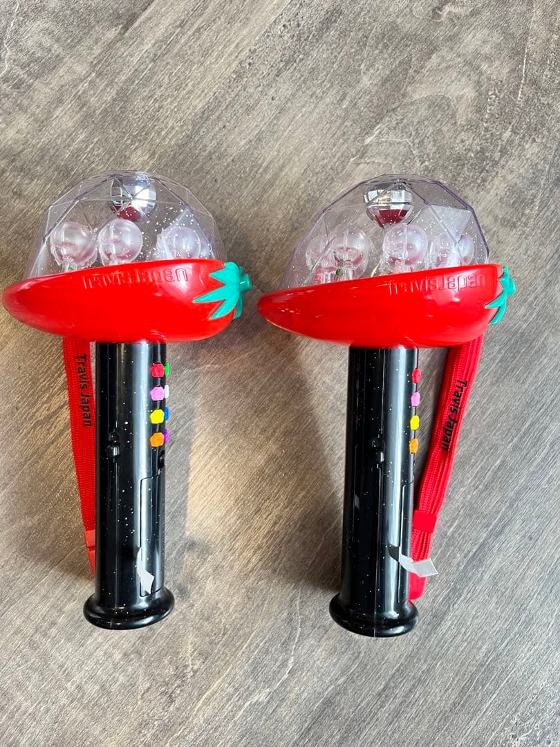 Travis Japan ペンライト 赤黒