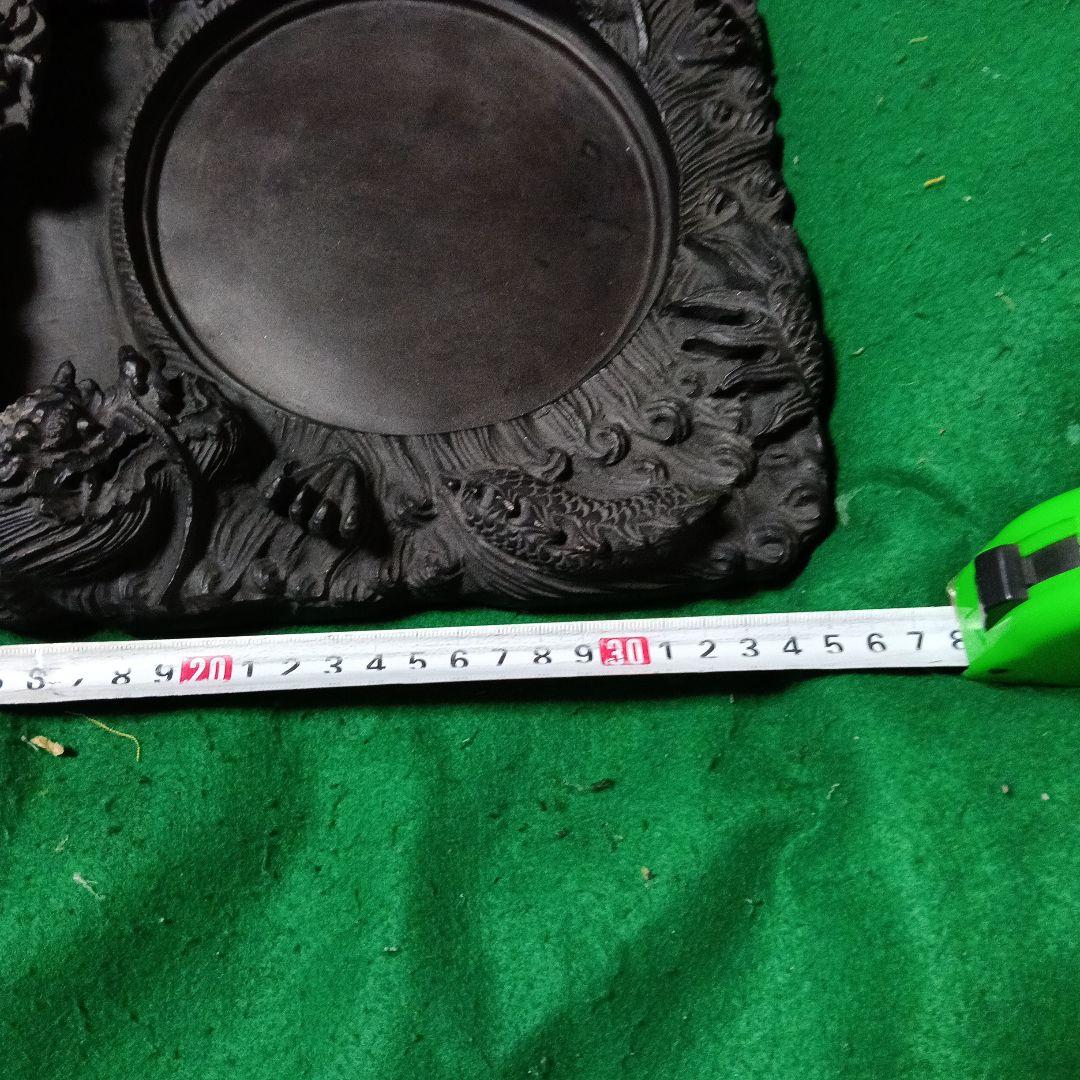 中国端渓宋坑？の天然石硯、迫力ある素晴らしい龍の彫刻、裏面に由来？の碑文、特大