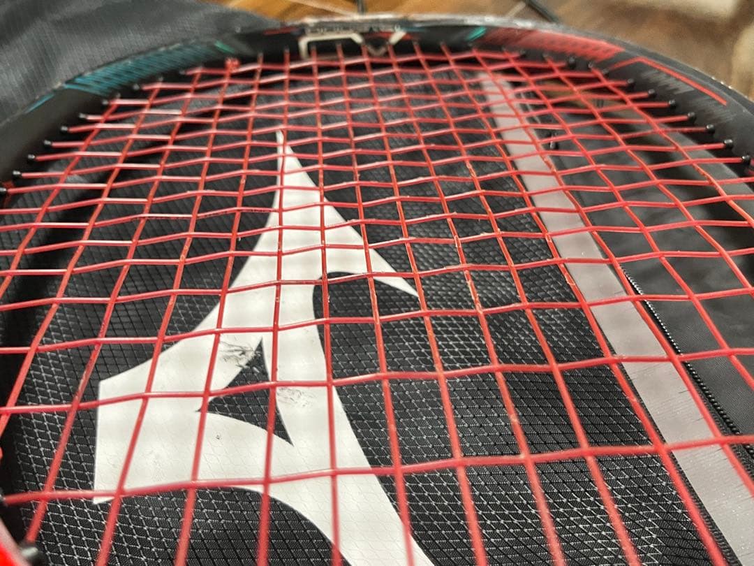 MIZUNOのテニスラケット