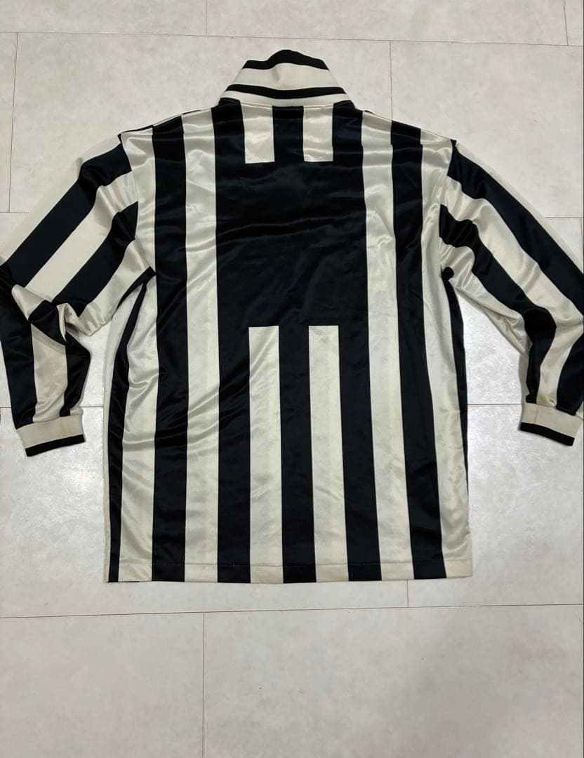 ユベントス　ユニフォーム95/96シーズン　サッカーシャツ SONY 最終値引き