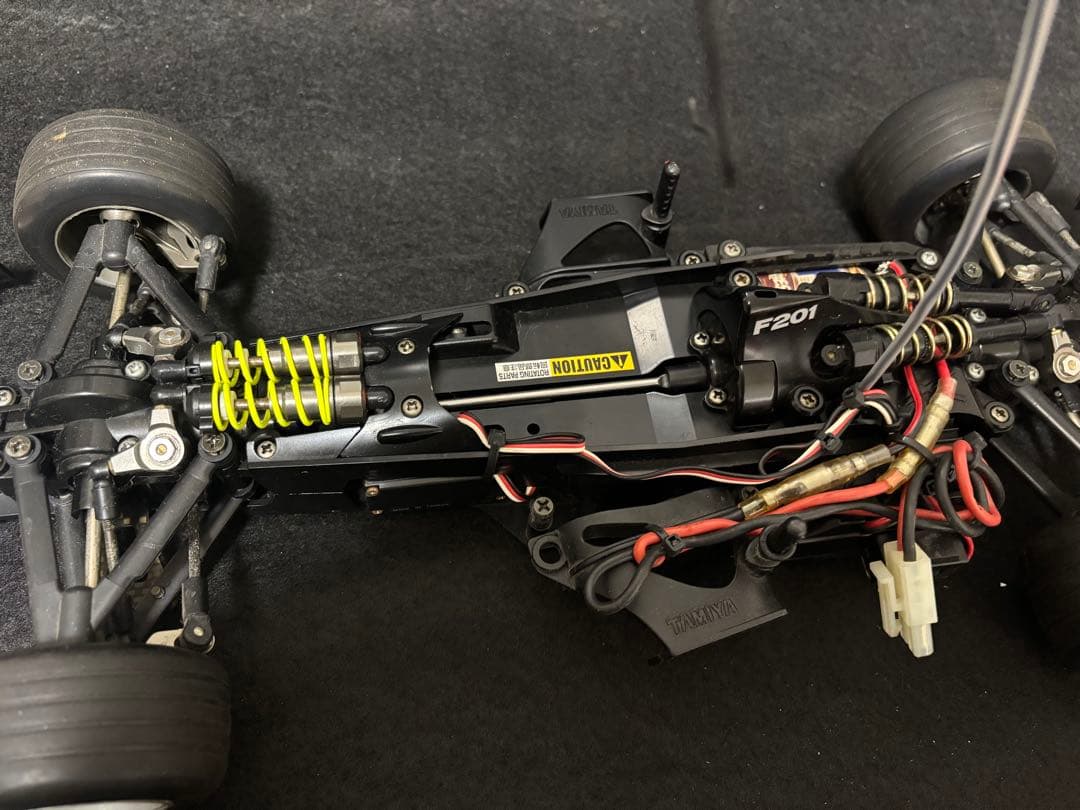 タミヤ 1/10 フェラーリ　F2001 ラジコン