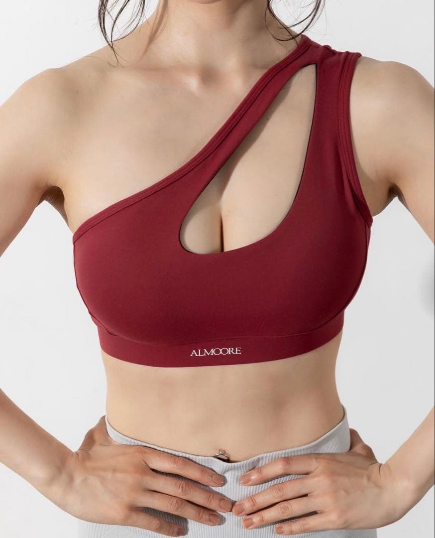 渋谷ゆりALMOORE ワンショルダーブラ