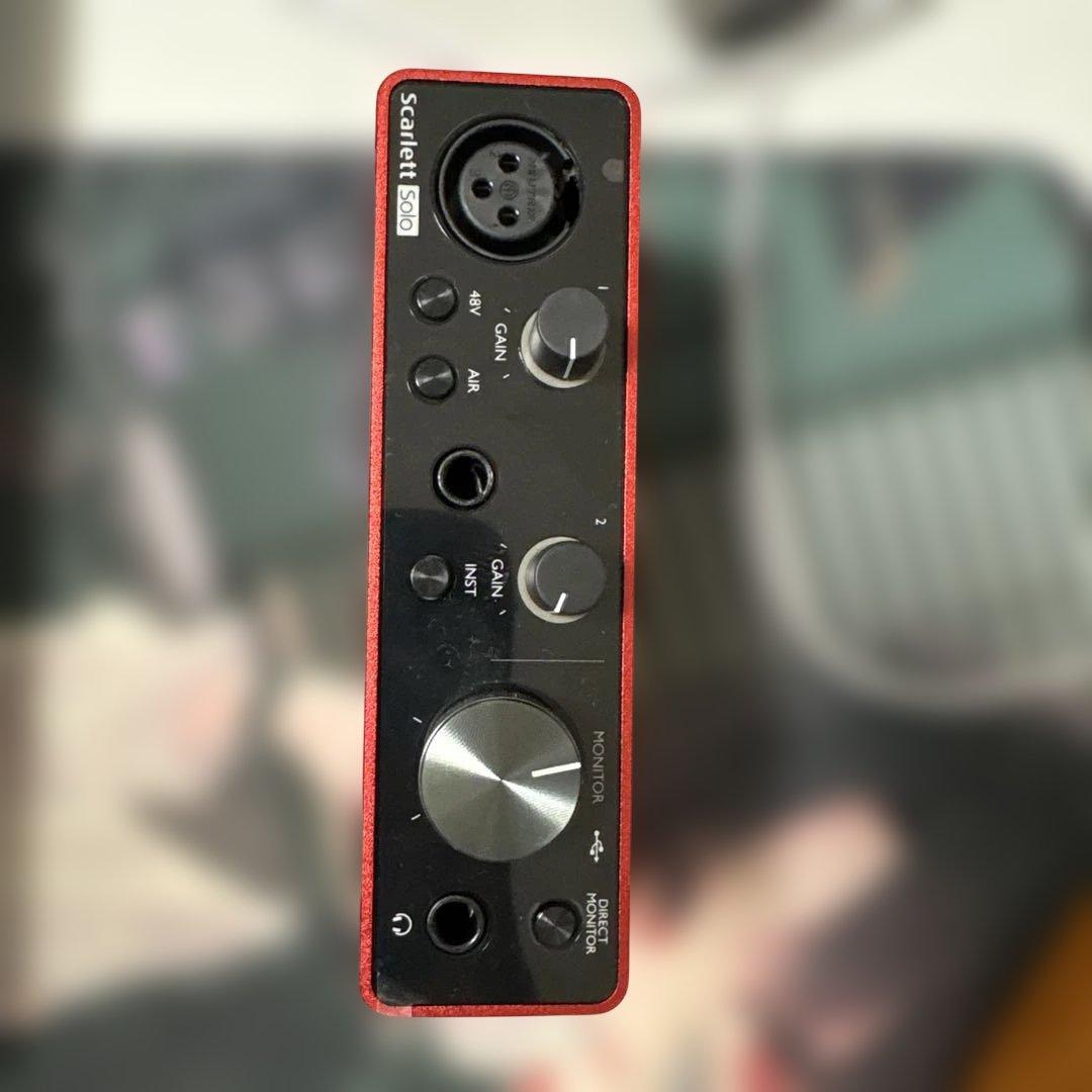 Scarlett solo (フォーカスライト)