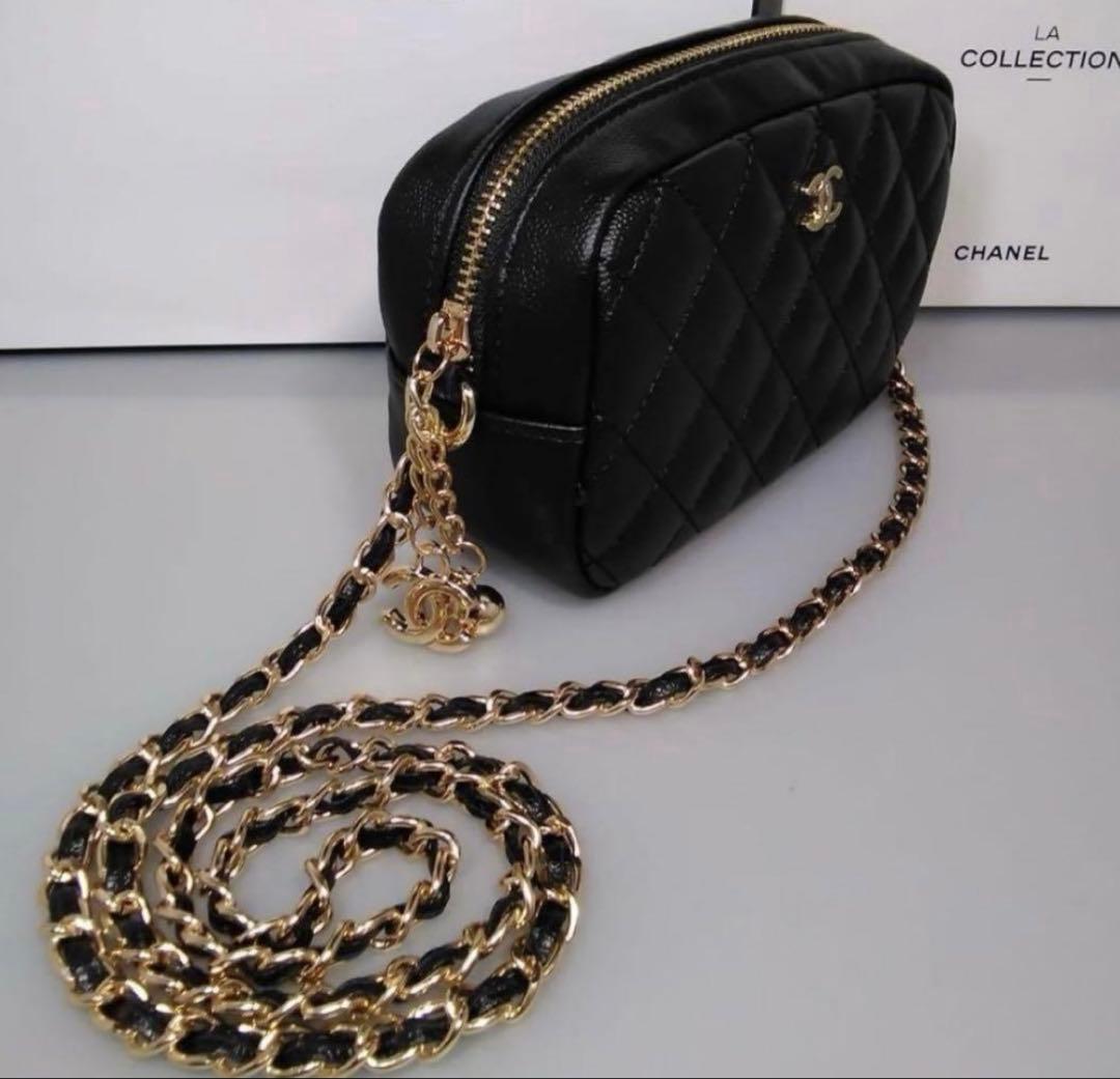 ノベルティ CHANEL　ミニショルダー