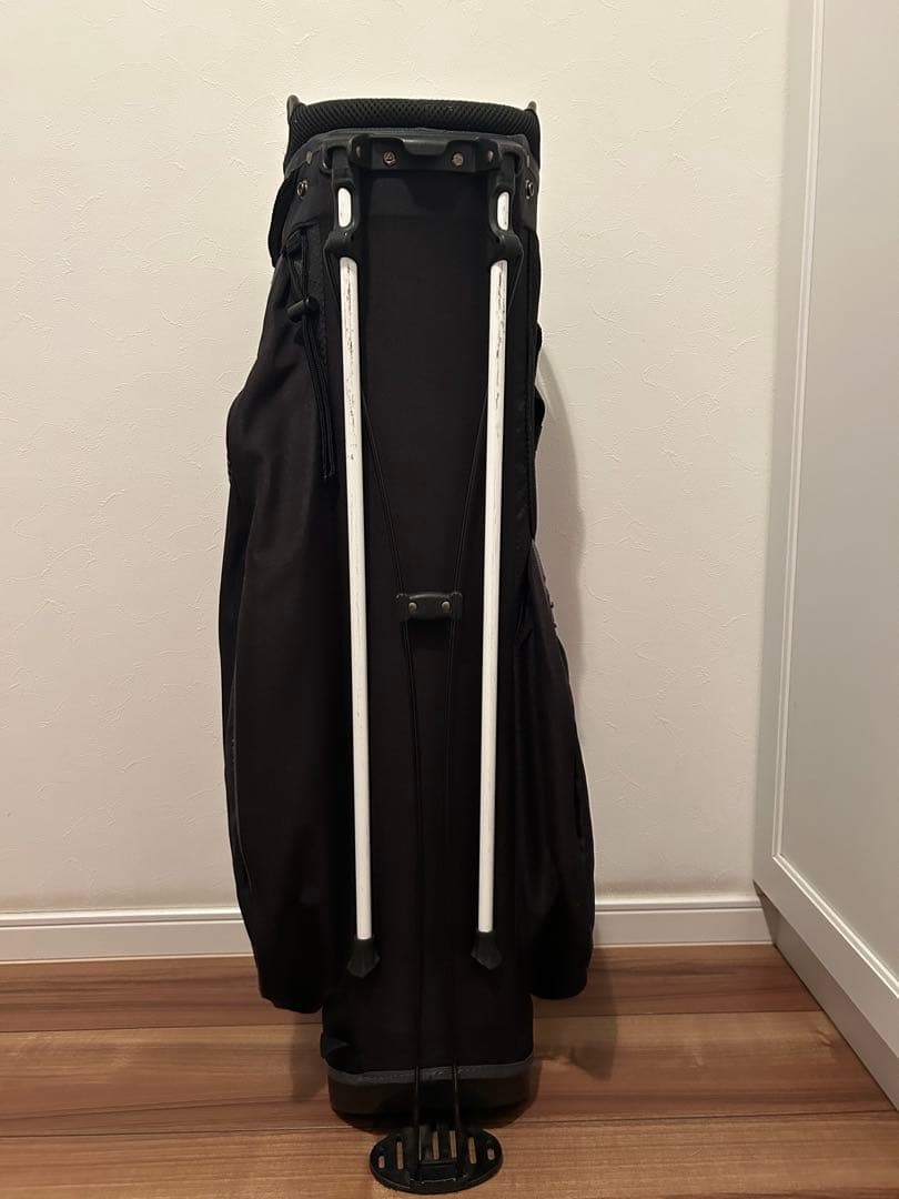 TaylorMade キャディバッグ ブラック　スタンド式
