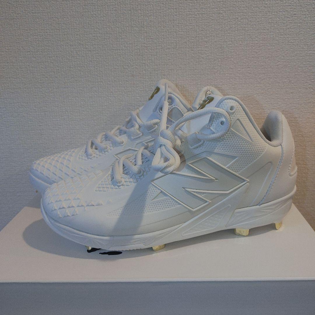 ニューバランス　大谷翔平モデル　25.0センチ ホワイト