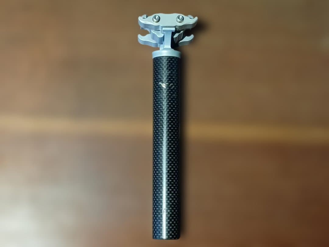 USE1.com カーボンシートポスト 実測径24.9mm 希少径