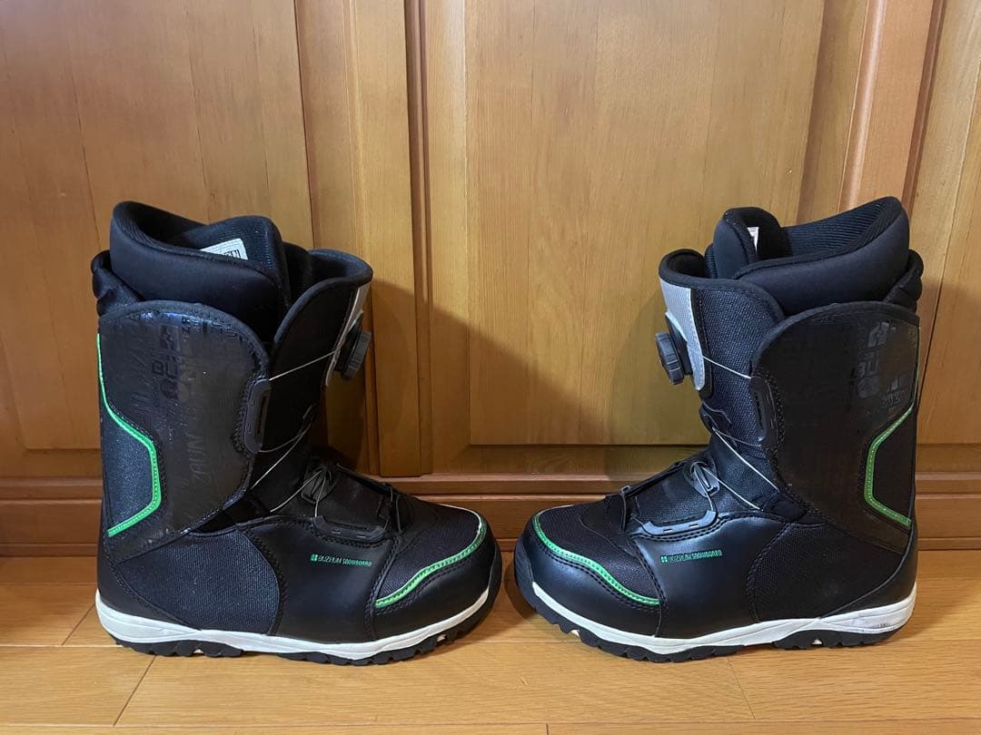 ★美品★BUZRUN スノーボードBOAブーツ ブラック/グリーン　26cm