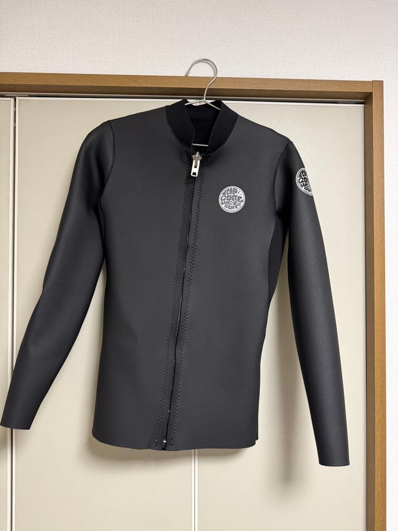 RIP CURL タッパー　Mサイズ