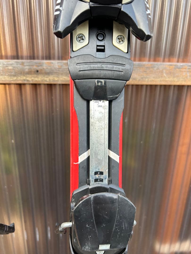 大幅値下げ中!!!atomic アトミック スキー板 166cm