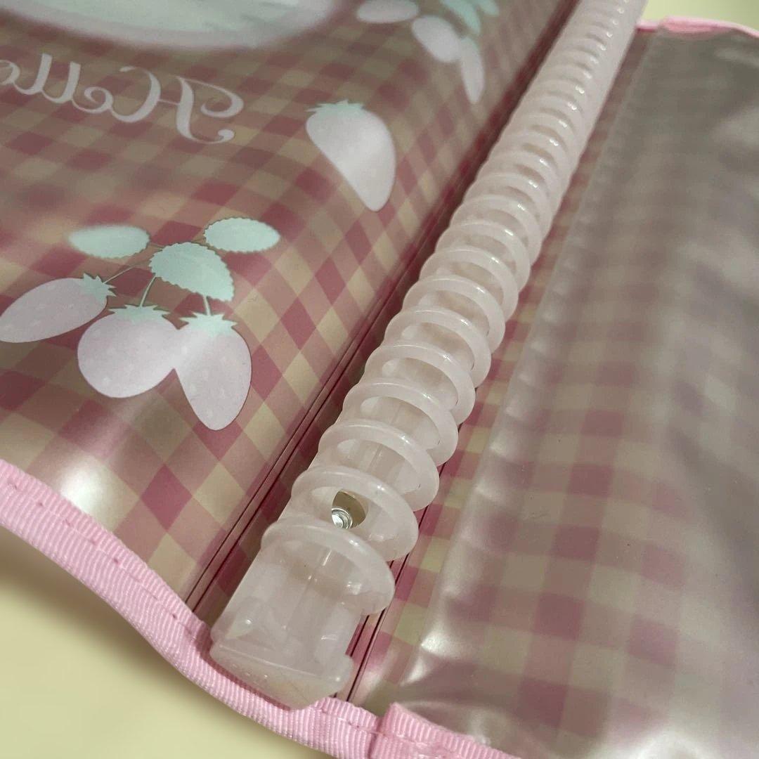 ハローキティ　ファスナー付きルーズリーフ　サンリオ