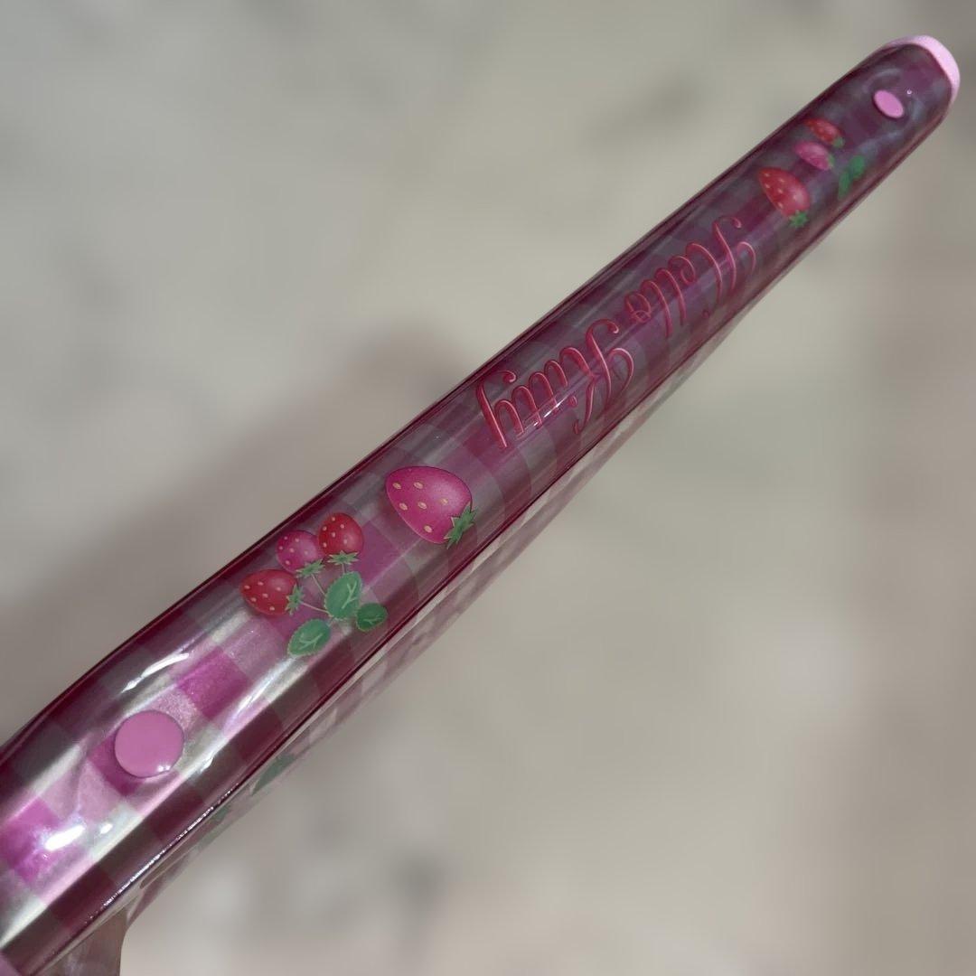 ハローキティ　ファスナー付きルーズリーフ　サンリオ