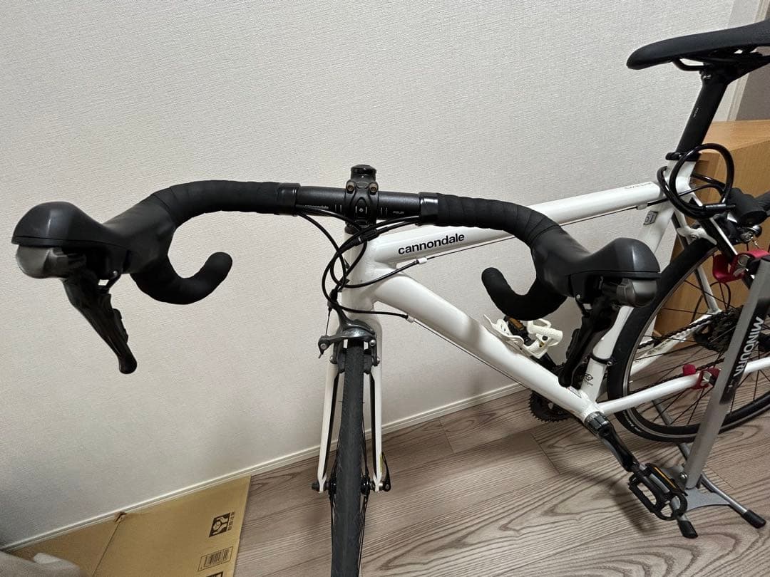 Cannondale ロードバイク ホワイト 700C