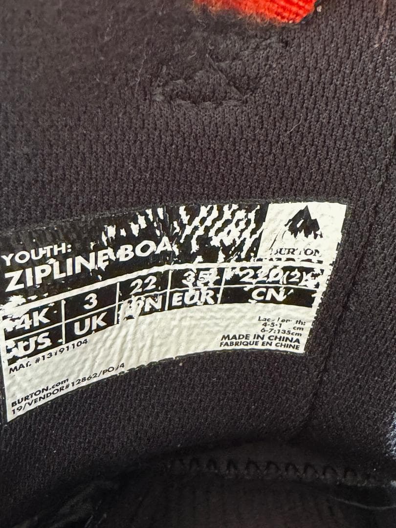 子ども用スノーボードブーツ BOAシステム搭載