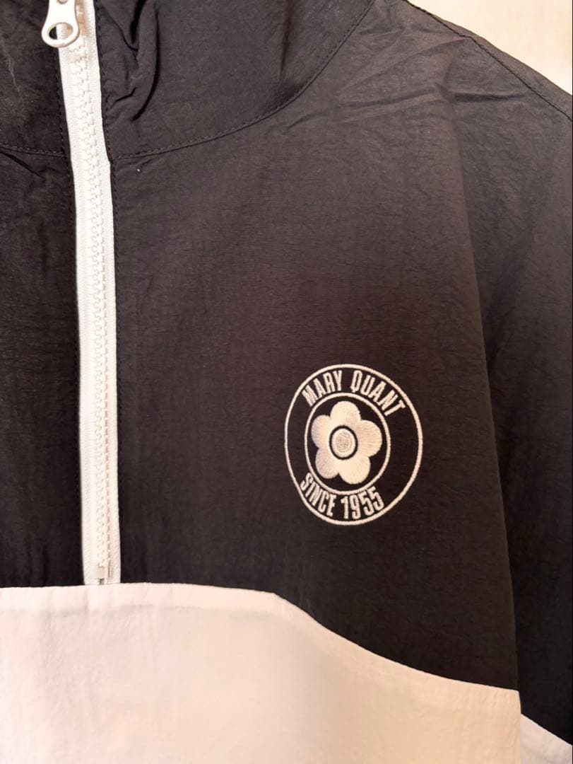 新品紙タグ付き❗️マリークワント×umbroコラボウィンドブレーカーハーフジップ