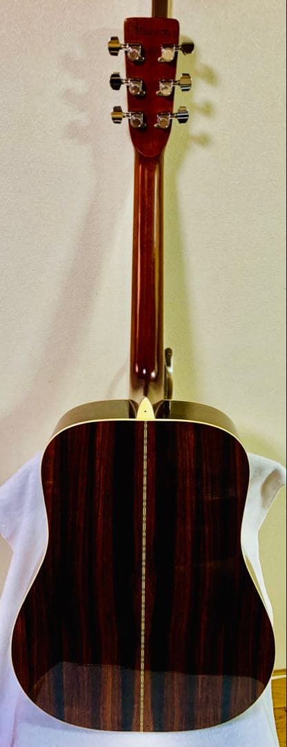 値下げ中！極美品！Morris W25 ハードケース付 新品弦・中古カポ付