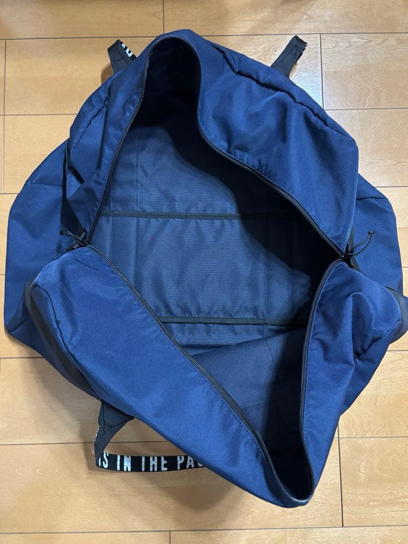 年末セール大幅値下げしてます HUMAN MADE ボストンバッグ