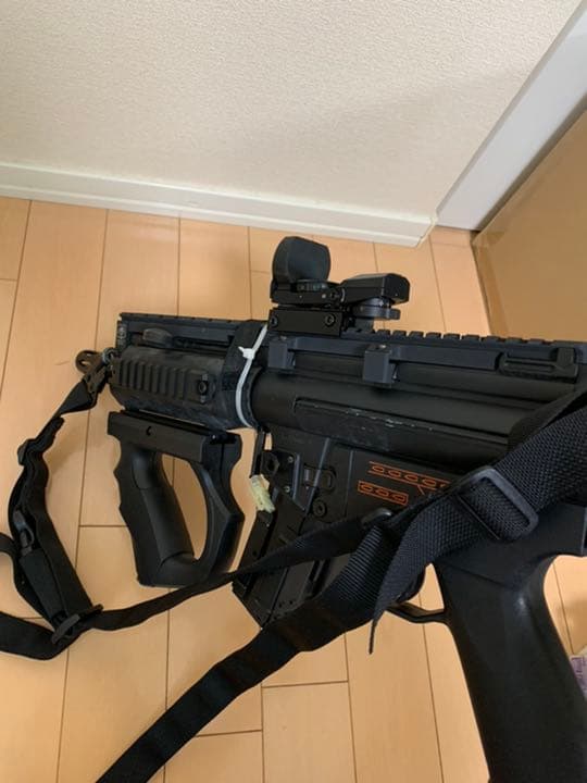 東京マルイ　MP5-J 220連マガジン、バッテリー、スリング、ケース付属