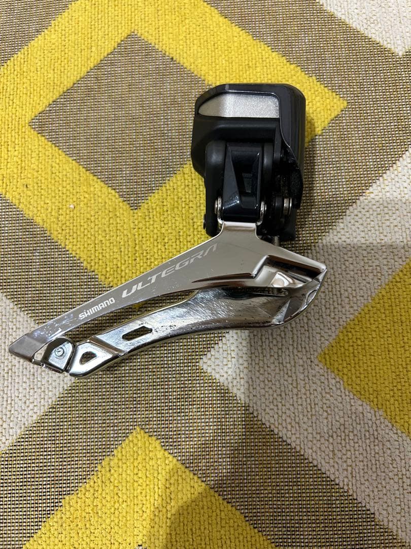 SHIMANO R8000系ULTEGRA Di2セット　油圧ブレーキ