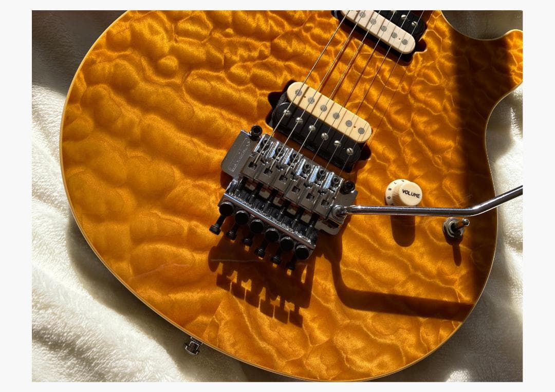 ギター MusicMan Axis USA Custom Made Trans Gold