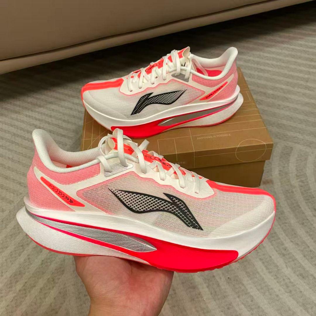 LI−NING FEIDIAN 6 CHALLENGER リーニン ランニング