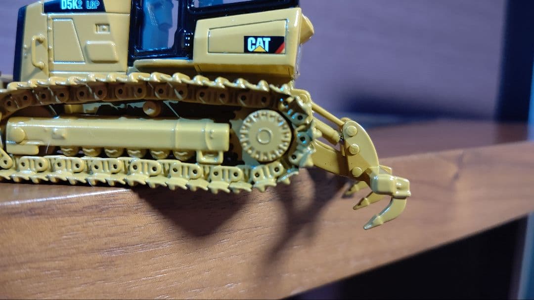 ノースコット　CAT D5K2 LGP　1/50　ブルドーザ　トラクタ