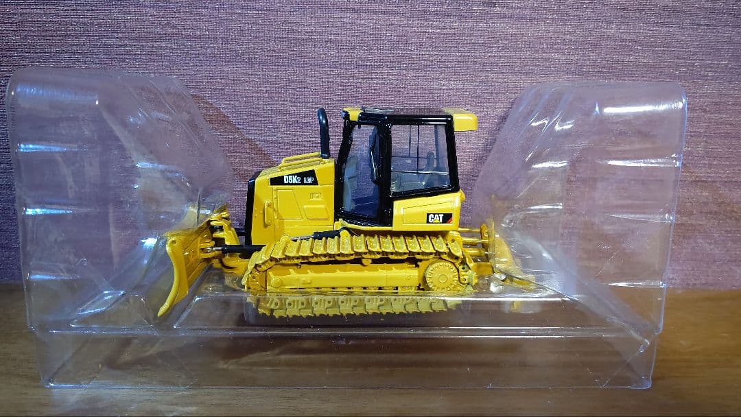 ノースコット　CAT D5K2 LGP　1/50　ブルドーザ　トラクタ