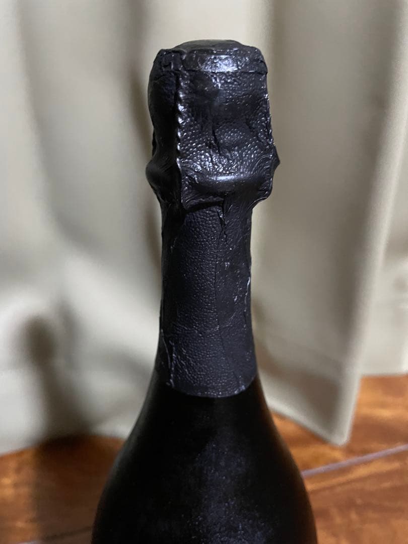 【シャンパン】ドン・ペリニヨン2004【セラー保管】クール便発送