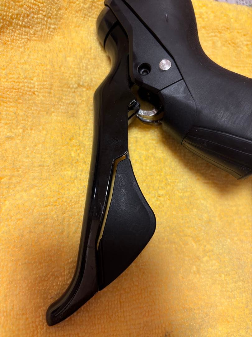 Shimano 105 (R7020)ディスクブレーキレバー・キャリパーセット