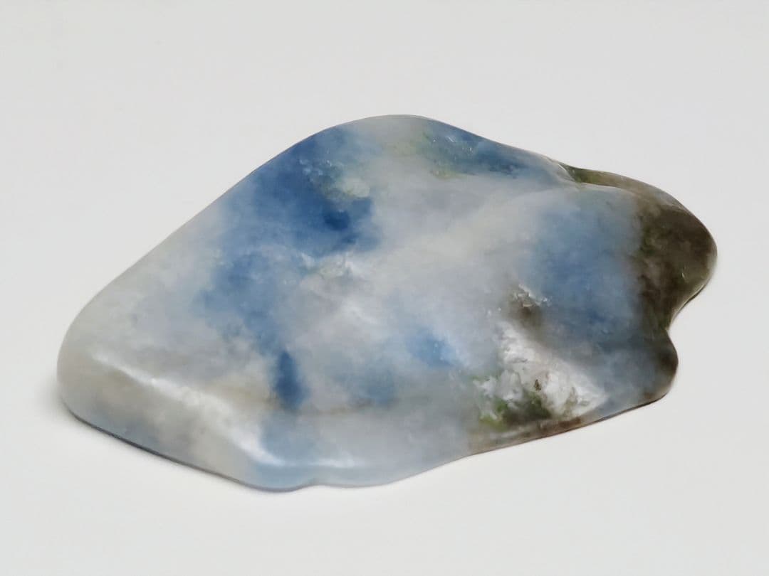 コン沢 6g 翡翠 ヒスイ 原石 鑑賞石 自然石 誕生石 鉱物 鉱石 水石