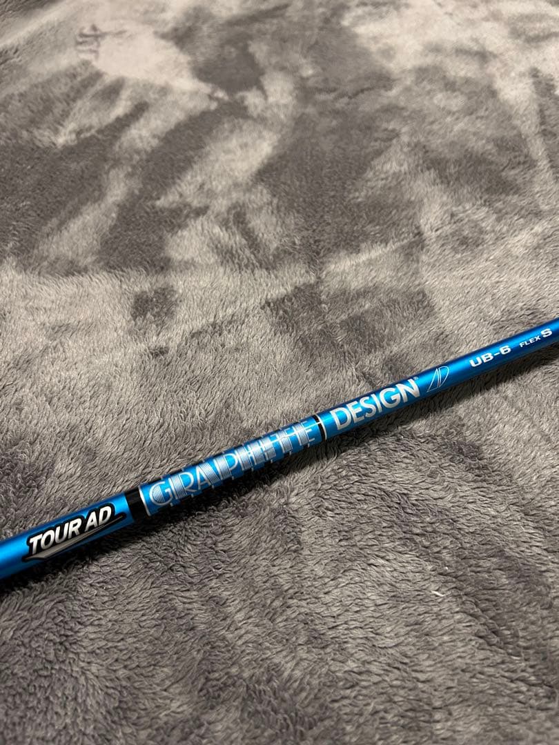 タイトリスト　ツアーAD UB 6S ドライバー用 タイトリストスリーブ付