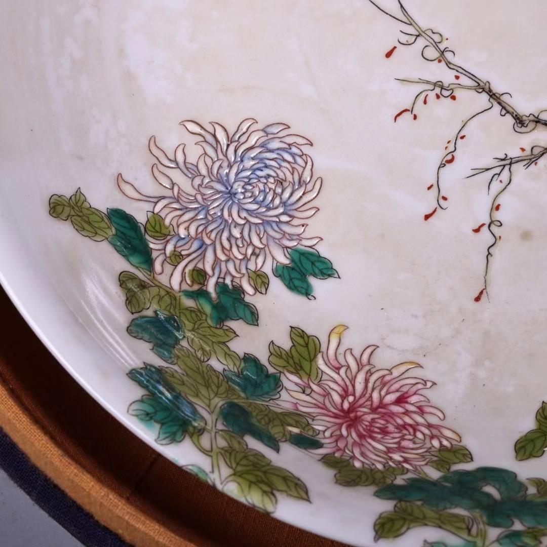 中国古美術・珍蔵粉彩・花鳥彩絵磁器の中皿・純手描き・箱付・置物・文房具・観賞皿