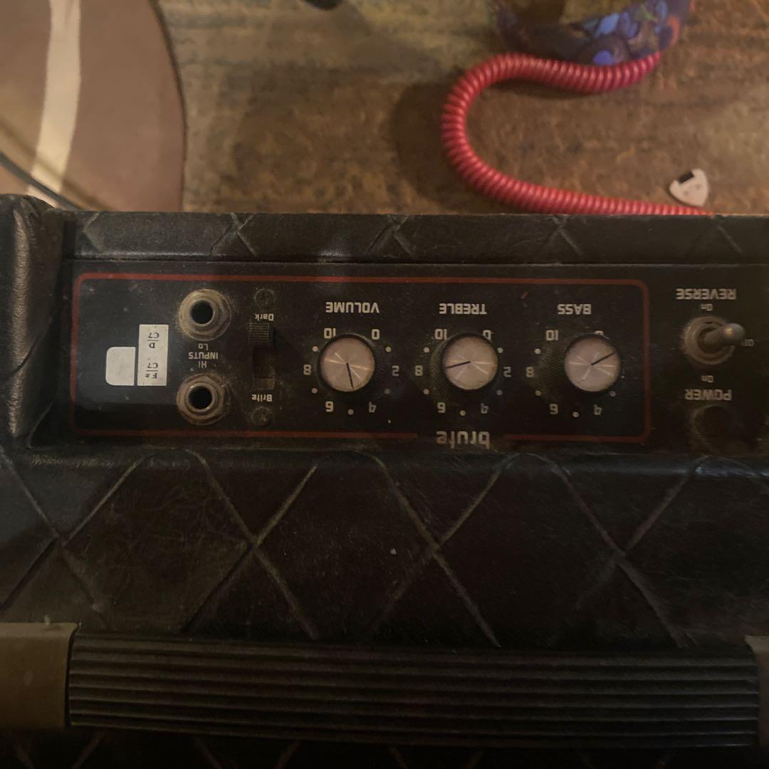 Polytone Mini-BruteⅢ (カバー破れ有り)