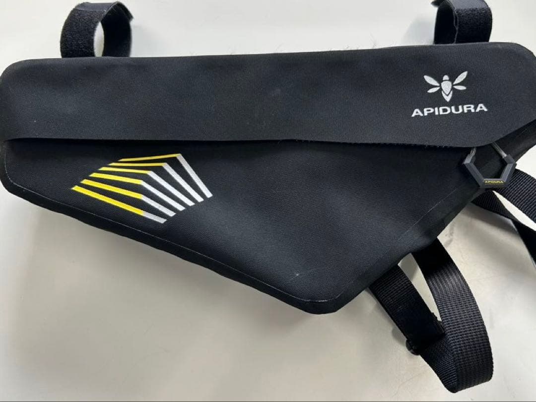 APIDURA フレームバック RACING FRAME PACK 2.4L