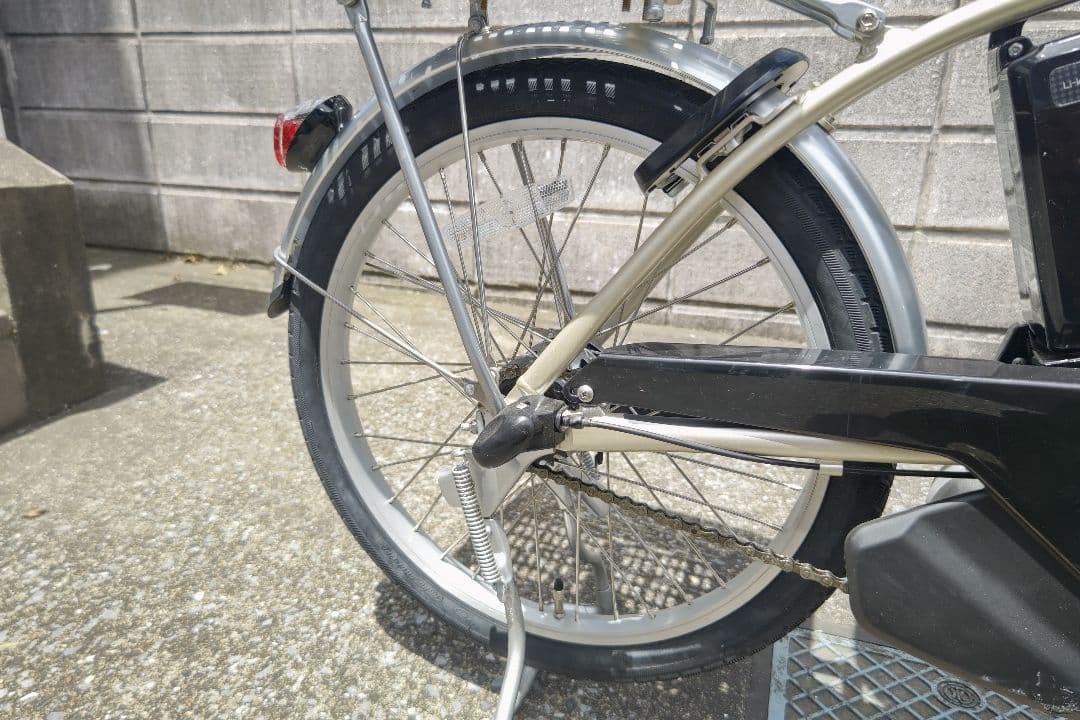 パナソニック電動アシスト自転車 クリーム色 バスケット付き