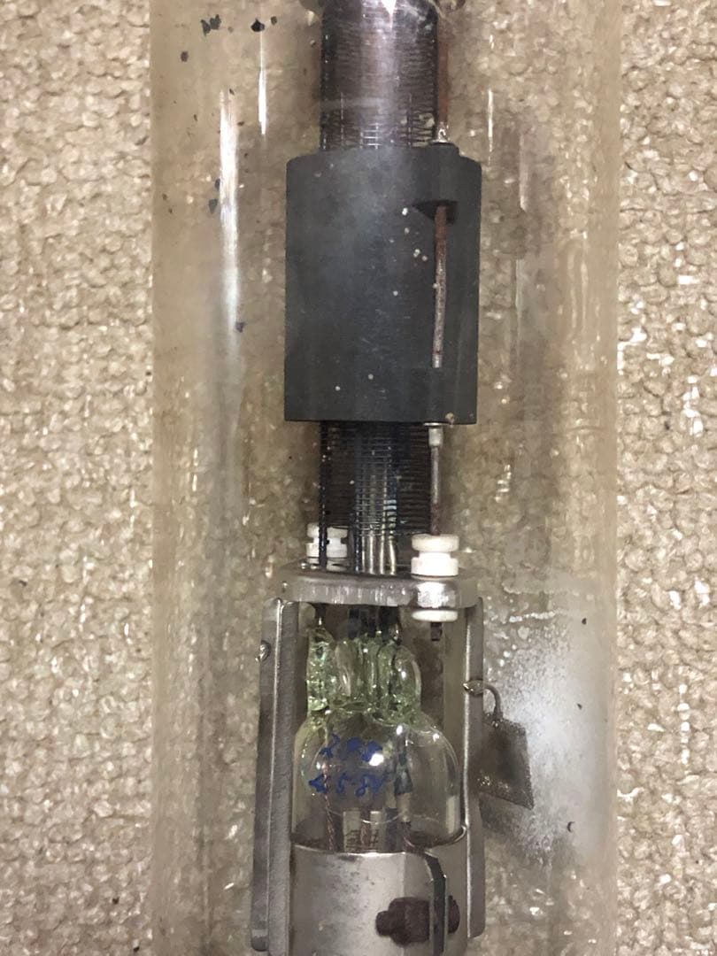 発振電球　真空管　川西真空管製　昭和18年製 旧大日本帝国海軍