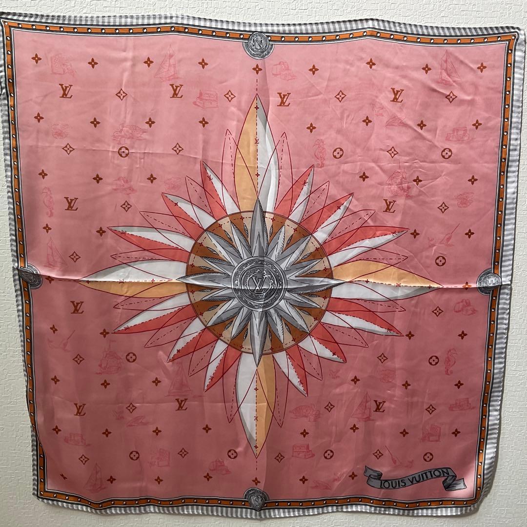 LOUIS VUITTON スカーフ　ノベルティ