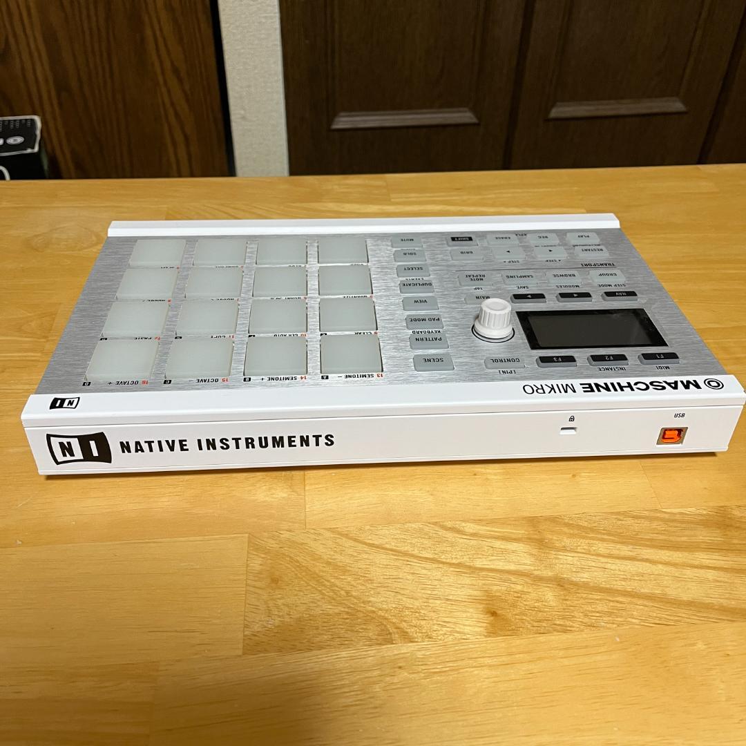 DTM・DAW NATIVE INSTRUMENTS MASCHINE MIKRO MK2