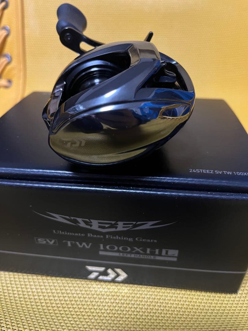 ダイワ ベイトリール スティーズ SV TW 100XHL 左ハンドル 未使用品