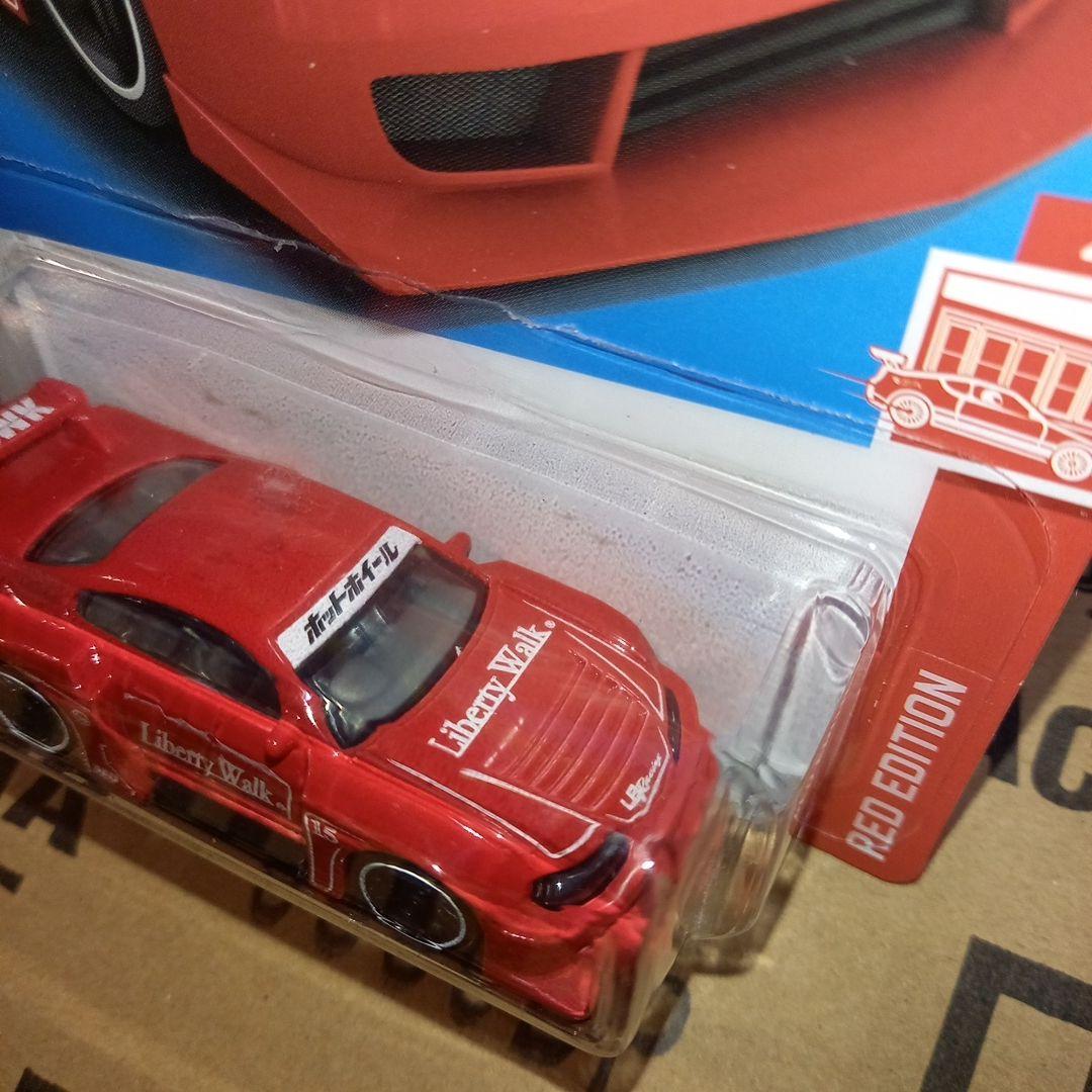 ホットウィールリバティーウォークLBWKシルビアS15レッドエディション