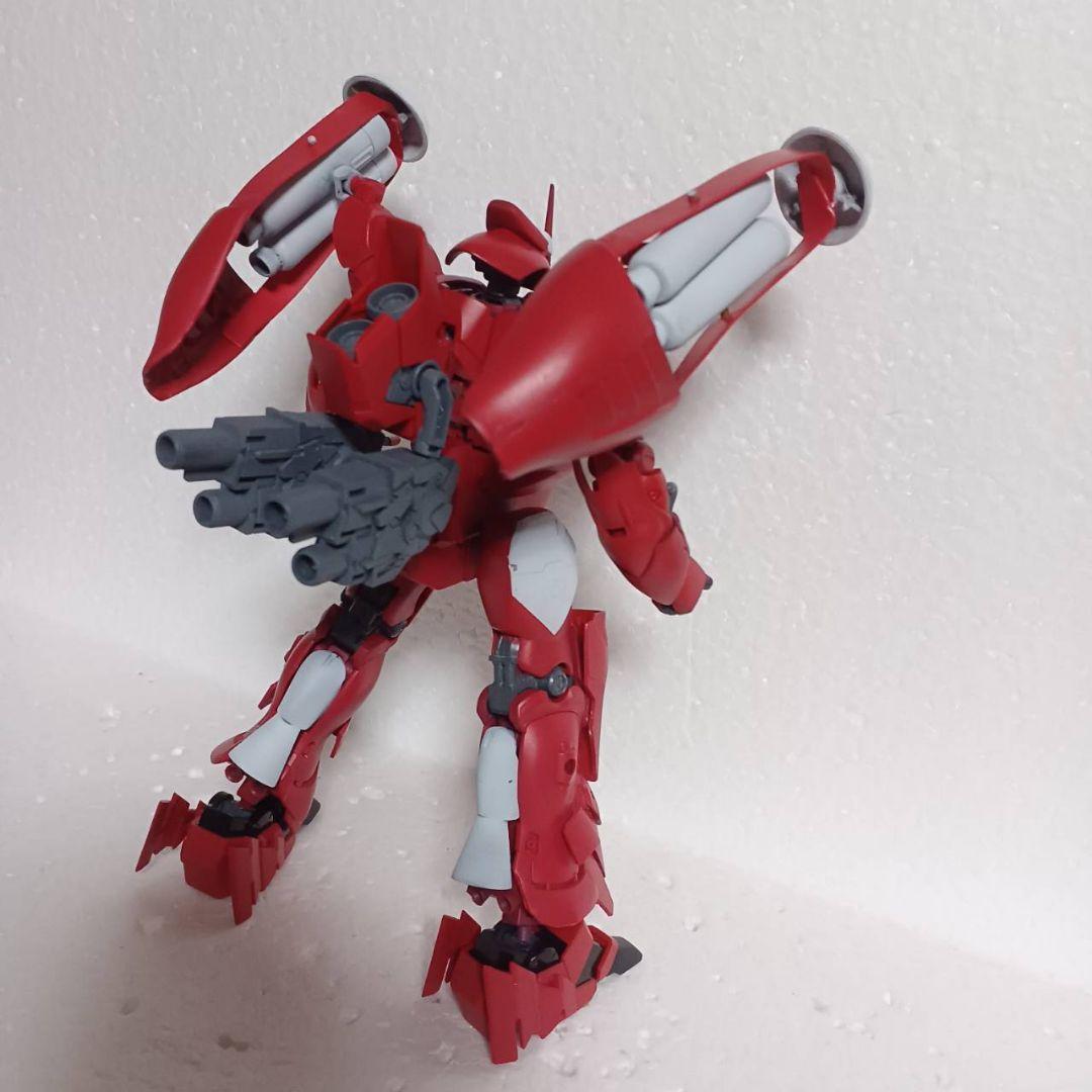 HG1/144ジークアクス版サザビー再現作品