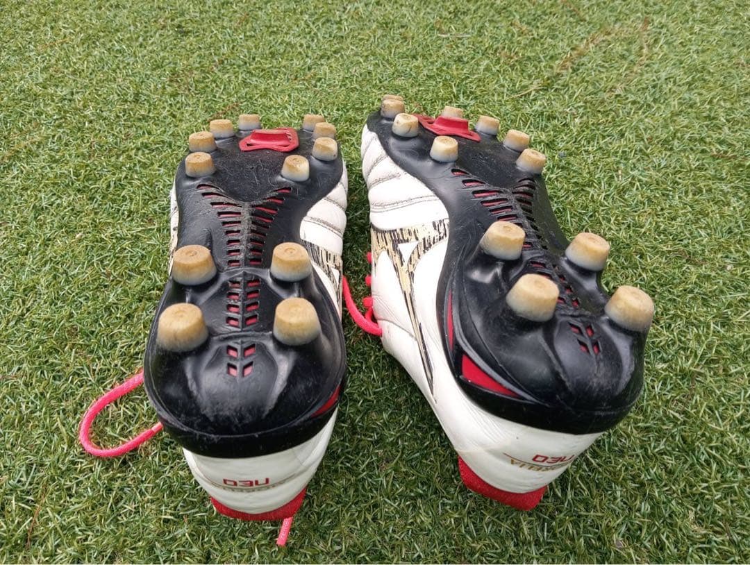 K！Mizuno Morelia Neo4 サッカーシューズ ホワイト