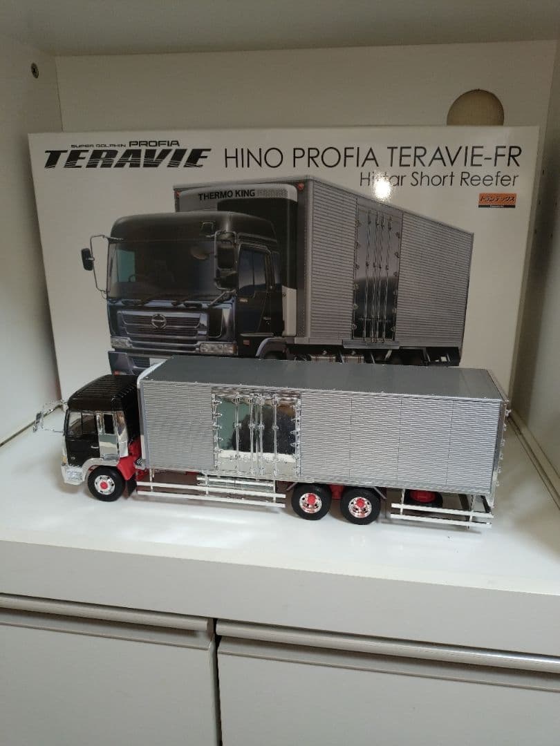 アオシマプラモデル完成品日野プロフィアテラヴィFRハイスター短尺冷凍サーモキング