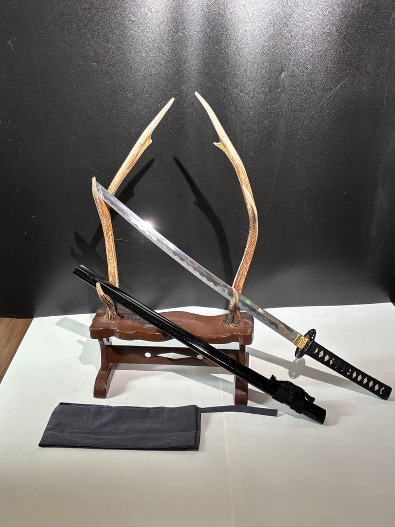 美品⭐︎模造刀￼ 踊り用