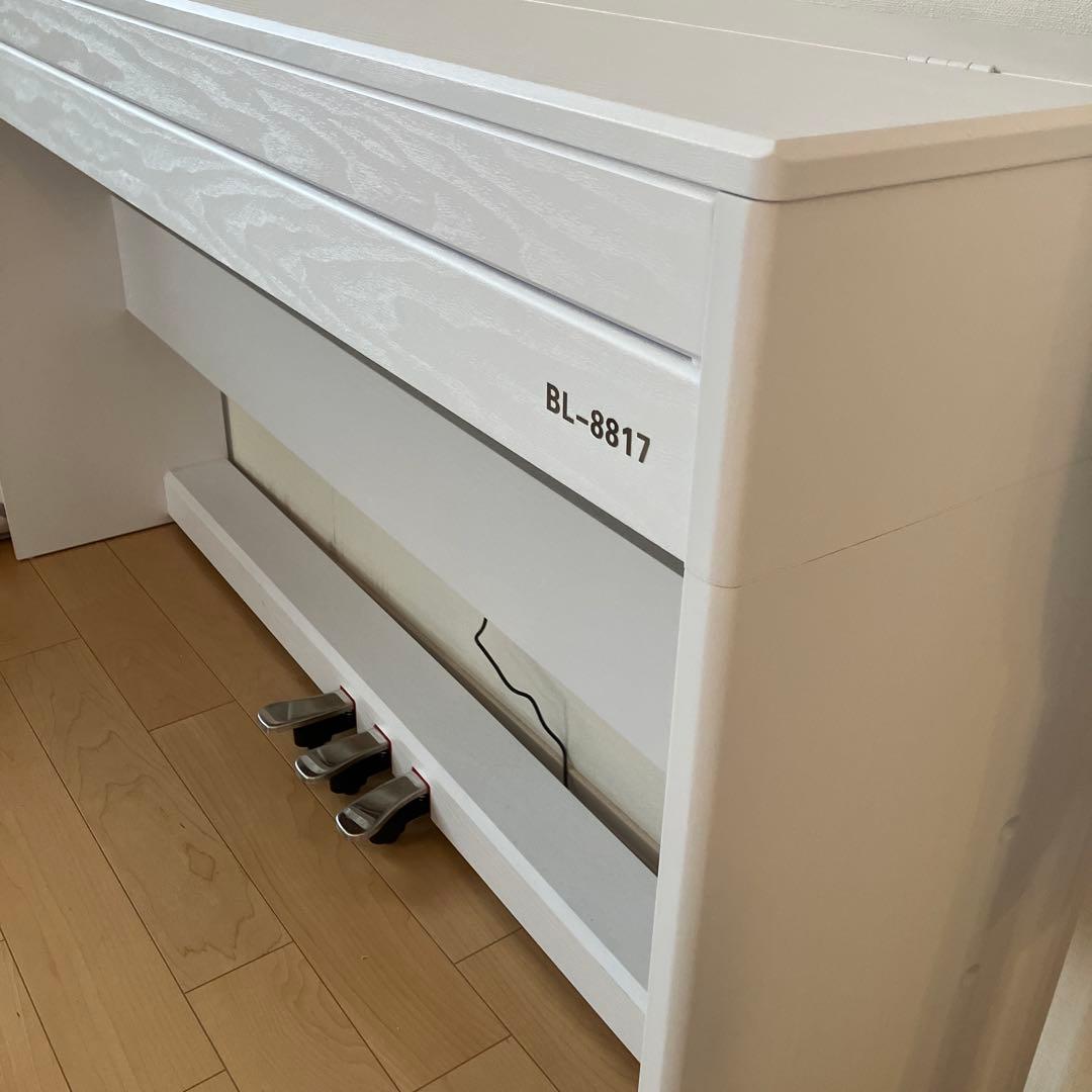 断捨離様へ【美品】IKTMI ホワイト電子ピアノ 128リズム搭載